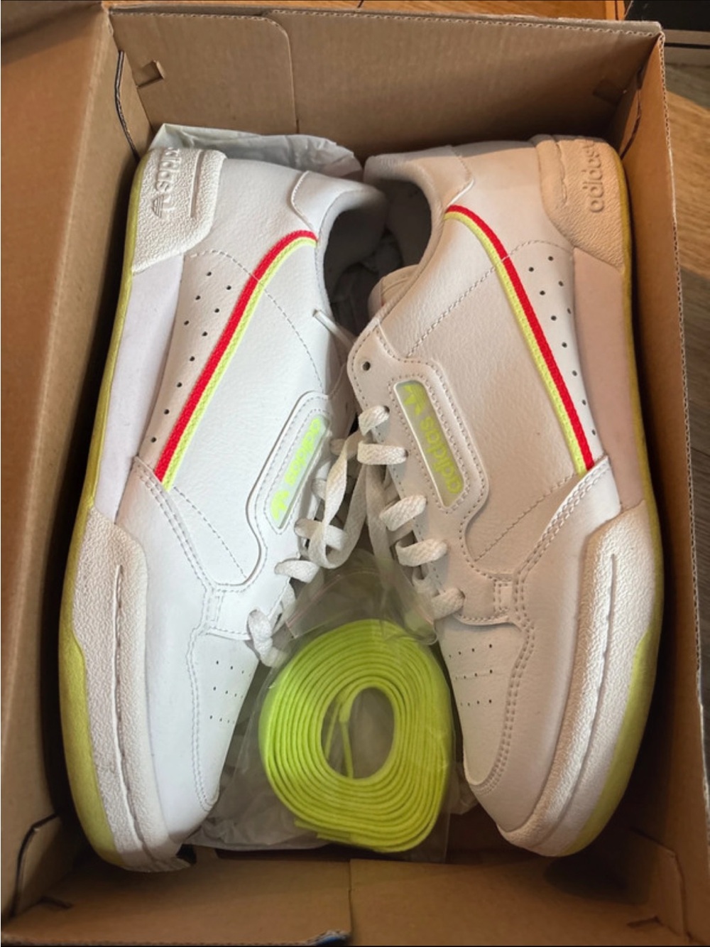 Adidas Continental 80 size 6Y